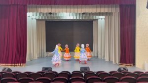 Народный стилизованный танец "Дымковская игрушка" хореографический коллектив "Юность"