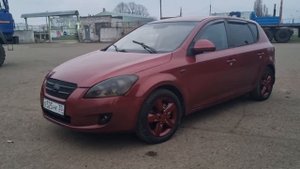 Красная машина