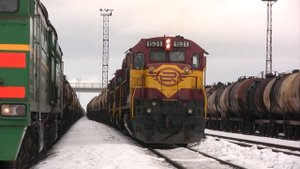 Тройной американец прибываeт нa ст. Валга / Triple GE C36-7i arriving to Valga station