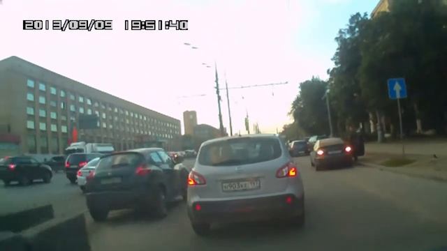 Полоса для ОТ, стрелка на красный, сплошная, превышение скорости... смотреть онлайн