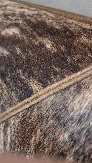 Диванная группа в стиле шале из шкуры буйволов бразильской мясной породы смотреть онлайн