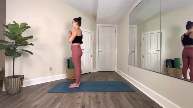 QUICK SUN SALUTATION YOGA FLOW - Build Full Body Strength, Flexibility, & Balance смотреть онлайн