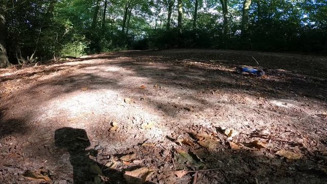 Vintage Tamiya TA03F 1:10 Touring Car takes to the dirt. смотреть онлайн