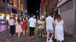 🌙 Ночной Стамбул: Турецкие красавицы, которые меняют город после заката! 💃✨