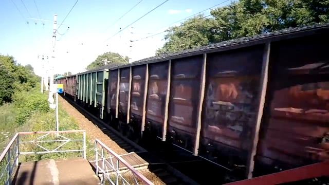 ЭЛЕКТРОВОЗ ВЛ10К-1111 ЧЗР С ГРУЗОВЫМ ПОЕЗДОМ смотреть онлайн