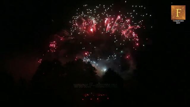 Салют на праздник - Bon Jovi "It's my life" - Ферджулян шоу смотреть онлайн