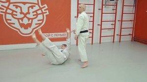 Вход на Ура в Шихо Наге.