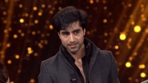 Pranali Rathod Awarded ITA Trophy to Harshad Chopda | Popular Actor TV | Ye Rishta Kya Kehlata Hai