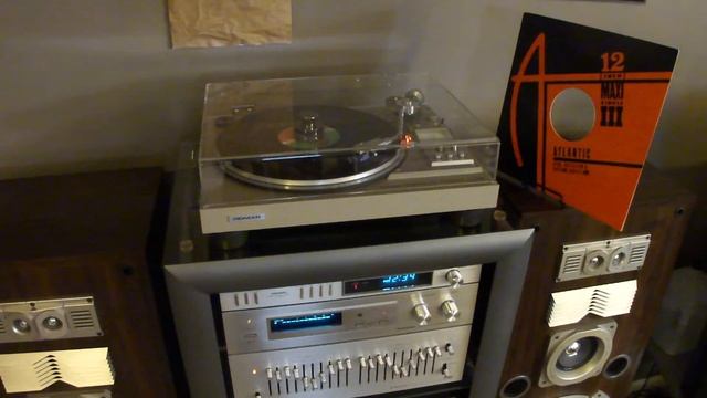 The Firm - Radioactive (Vocal/Special Extended Remix) смотреть онлайн