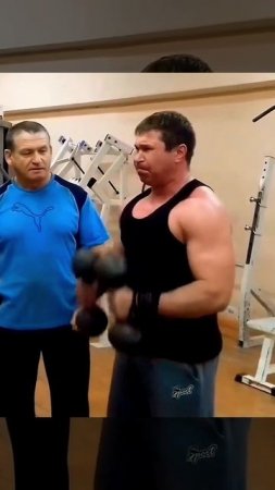 Качаем брахиалис.