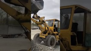 Погрузчик то-6а в работе