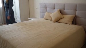 ШТОРЫ НА ЭРКЕРНОЕ ОКНО  Дизайн интерьера спальни и гостиной Шторы с ламбрекеном на заказ в гостиную