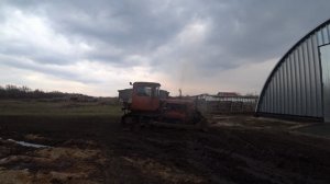 боронование на т 150 к дт 75 ровняю дорогу