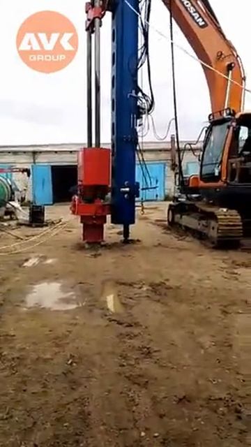 Компрессия дизельного сваебойного молота.