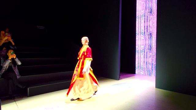 Неделя Моды смотреть онлайн