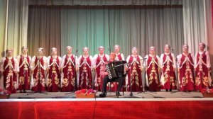 " Есть поляна лесная"