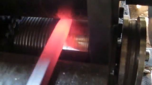 Изготовление граненой пики на кузнечном станке. смотреть онлайн