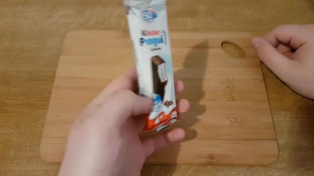 Kinder Pingui Schoko - Food Review #15 смотреть онлайн