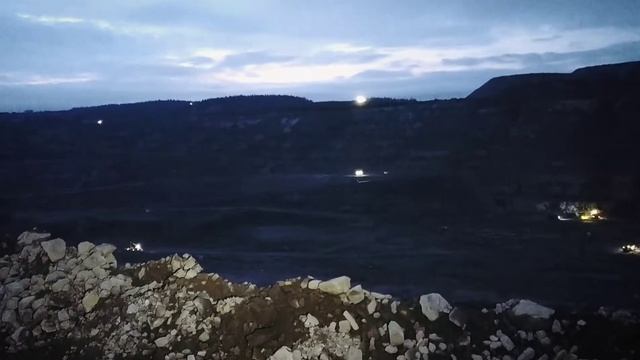 Рассвет в карьере. смотреть онлайн