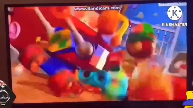 Birthday Guests In Three O’Clock Add Round 8 смотреть онлайн