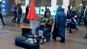 Красивая музыка на Арбате. Beautiful music at the Arbat street, Moscow.