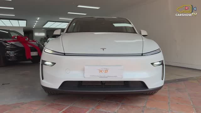 Tesla Model Y Juniper Launch Edition 2025 обзор