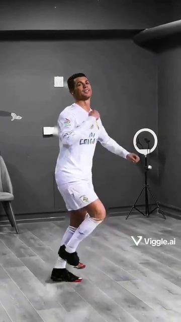 Эдит про Криштиану Роналду☠️ смотреть онлайн