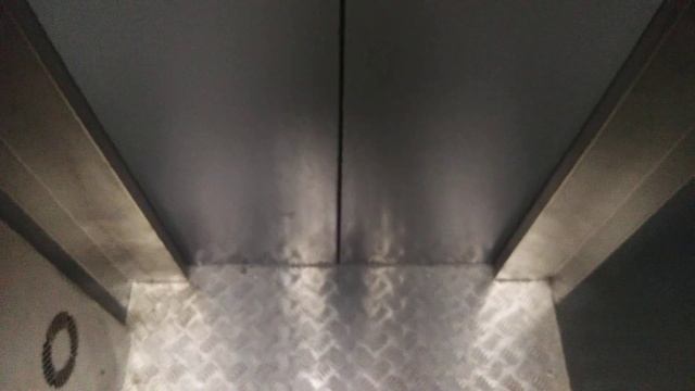 Лифты ЕЛМ Queen Lite @ Поречная ул., 5/14, Марьино, Москва, Россия смотреть онлайн