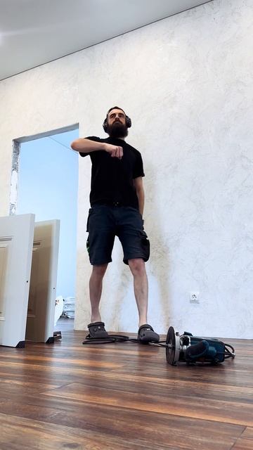 Болевой приём от фрезера #makita #бородатаядверь #оренбург #двери #diy #disturbed #ожог #болевой