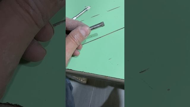 Чем сверлить керамогранит и как !? Тонкости работы от мастера! смотреть онлайн