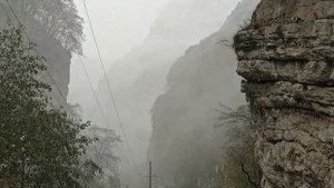 Дорога к альплагерю Безенги.
