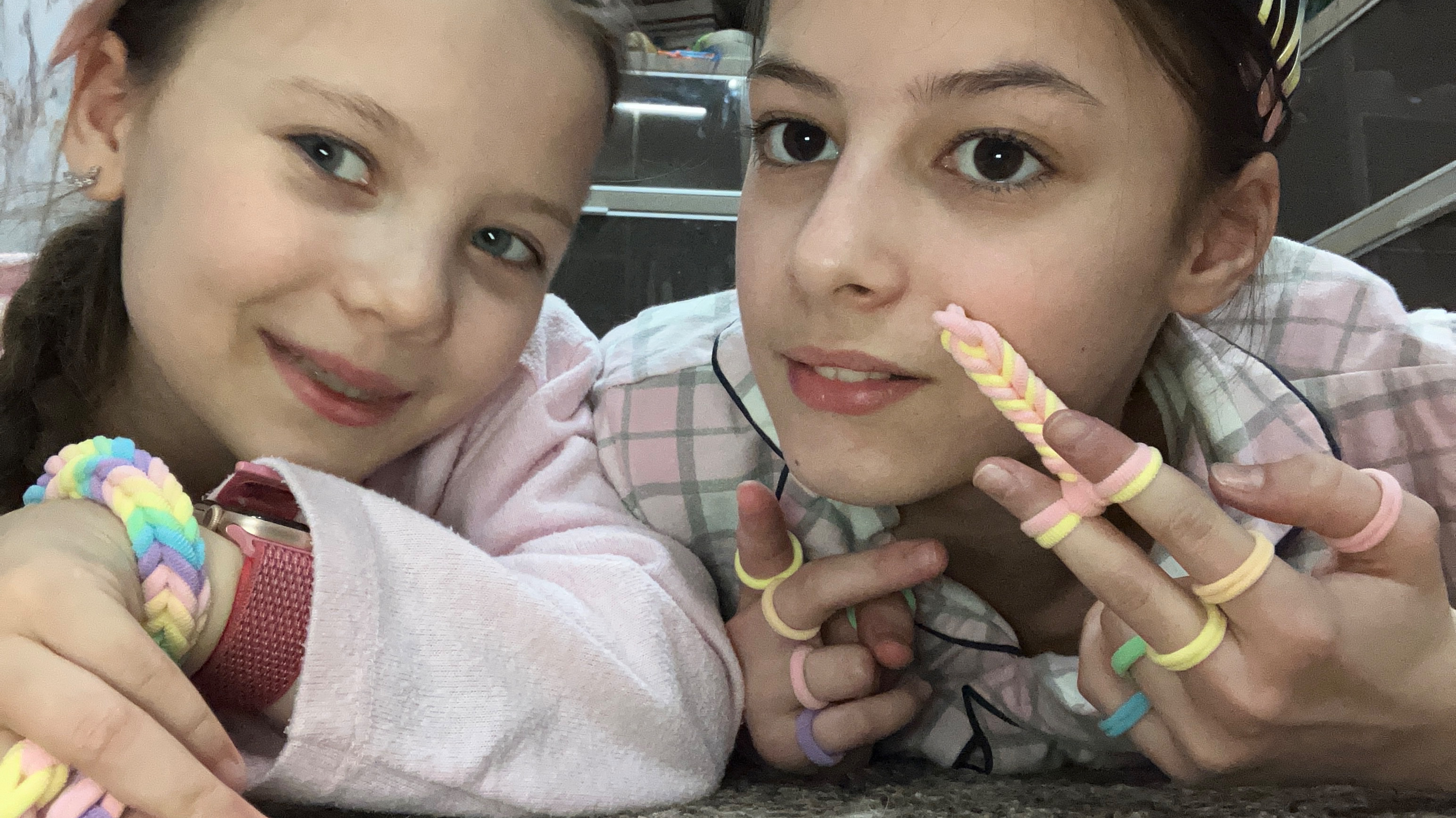 3 часть плетение из резинок смотреть онлайн