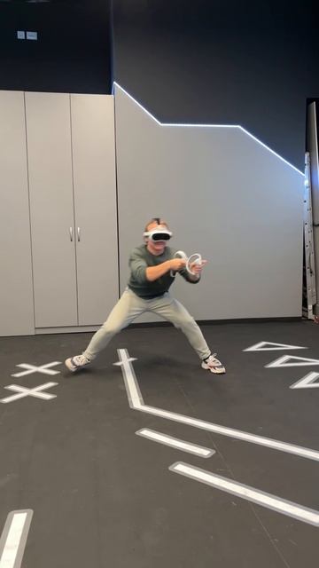 Каникулы начались, а уже стало скучно? Ждем вас в MIR VR, успевайте воспользоваться акцией, подробно смотреть онлайн