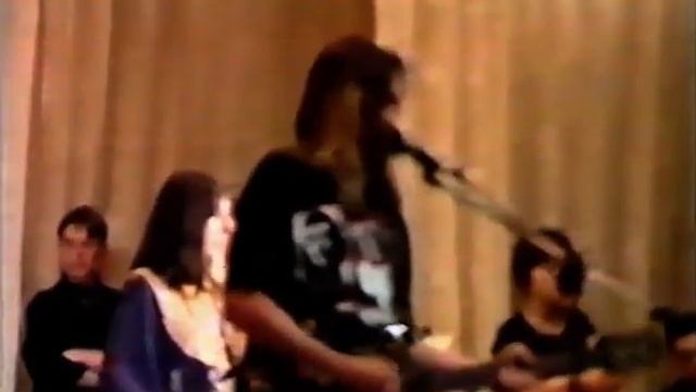 Гражданская Оборона – Концерт в Новосибирске, ДК Чкалова, 10.06.2000 смотреть онлайн