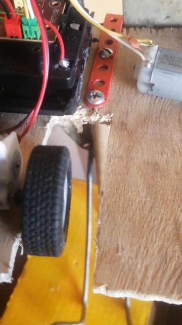 Самодельный аниматроник в реальной жизни😱 смотреть онлайн