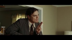 "Дорога перемен" .Классная сцена из фильма. Майкл Шеннон на высоте.