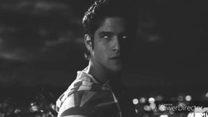 Скотт маккол и малия Хейл Плыли мы