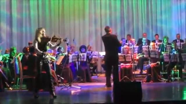 Клубная электро-скрипка на мероприятие. Скрипачка Лара.