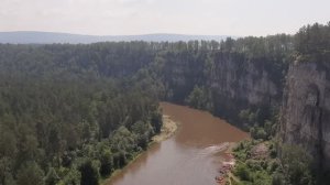 Большие айские притёсы