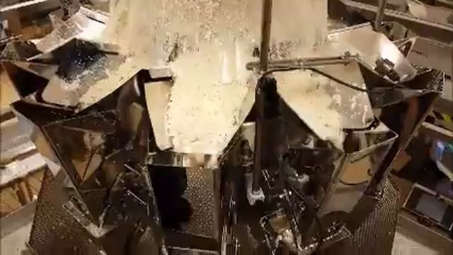 МУЛЬТИГОЛОВОЧНЫЙ КОМБИНАЦИОННЫЙ ВЕСОВОЙ ДОЗАТОР 14 ЛОТКОВ ФАСОВКИ ЛИПКИХ ПРОДУКТОВ, ТВОРОГ