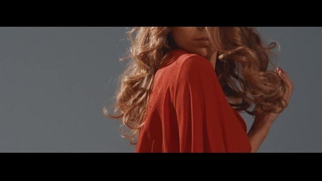 Melissa Jiménez, déjate atrapar por el poder del rojo смотреть онлайн