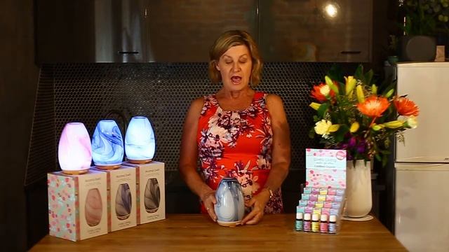 Lively Living - Aroma-Swirl Ultrasonic Diffuser смотреть онлайн