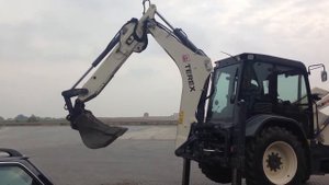Terex TLB 840 экскаватор-погрузчик