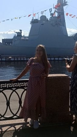 На параде ВМФ!Нева и корабли!