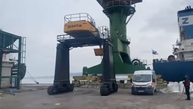 Доставка на багер SHANTUI SE 210W смотреть онлайн