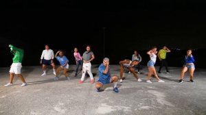 Dayvi Ft Victor Cárdenas, Kelly Ruiz - Baila Conmigo By Cesar James | Zumba Fitness | Cardioextremo