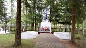 9 МАЯ В МОКРОМ.ПРОЙДЕМСЯ ПО ЦЕНТРУ СЕЛА. АРХИВ 20-Й ГОД.