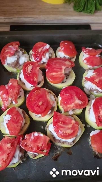 Готовим дома.Быстро и вкусно. Кабачок в духовке с фаршем