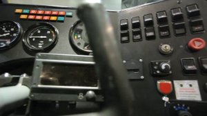 Люксовый российский вездеход ЧЕТРА ТМ-140 М2