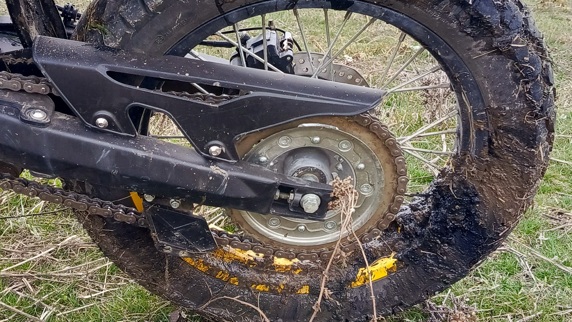 Voge 300 Rally и Honda XR250 катаем по лайту. смотреть онлайн